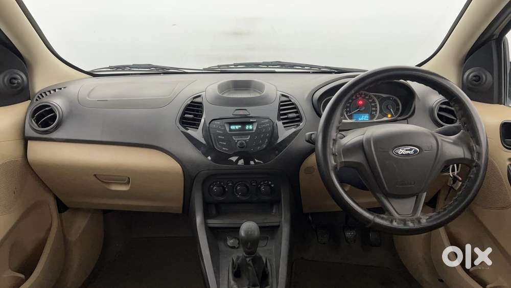 Ford Figo Aspire Ambiente, 2015, Petrol