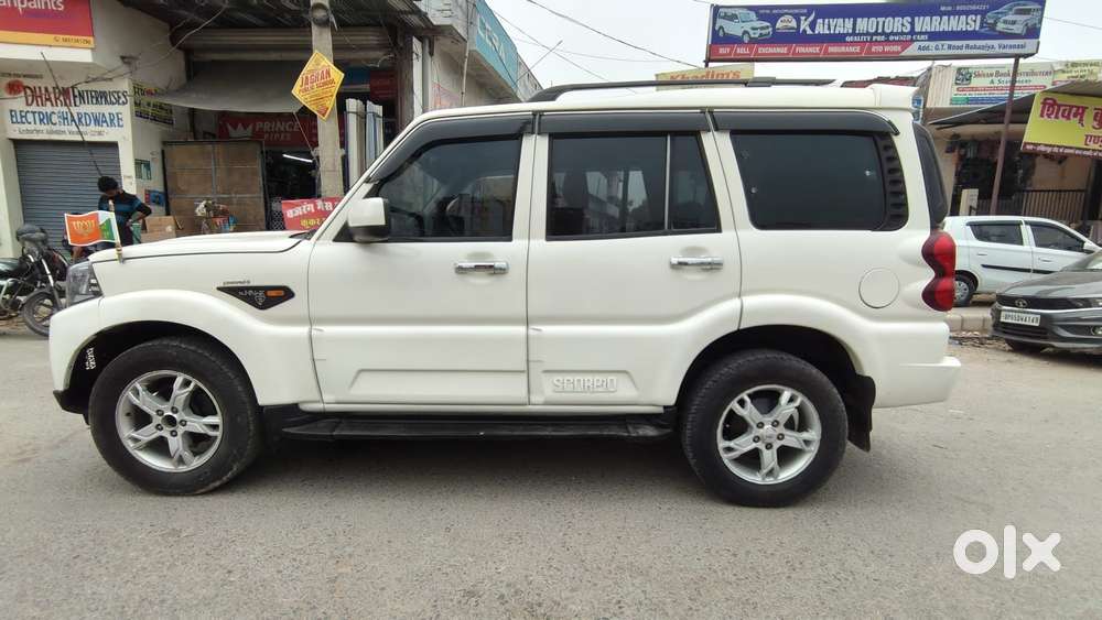 Mahindra Scorpio S8, 2016, Diesel