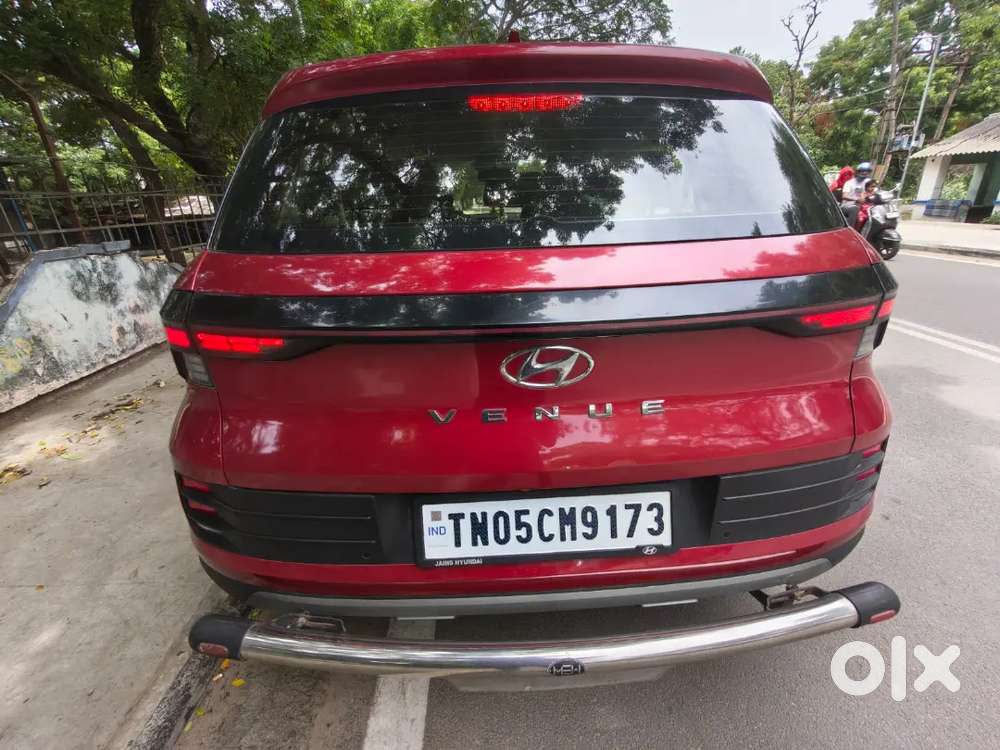 Hyundai Venue 1.2 S 2023 Petrol Manual