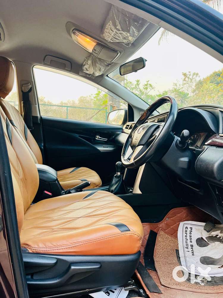 Toyota Innova Crysta 2.4 Vx Mt 8s, 2016, Diesel