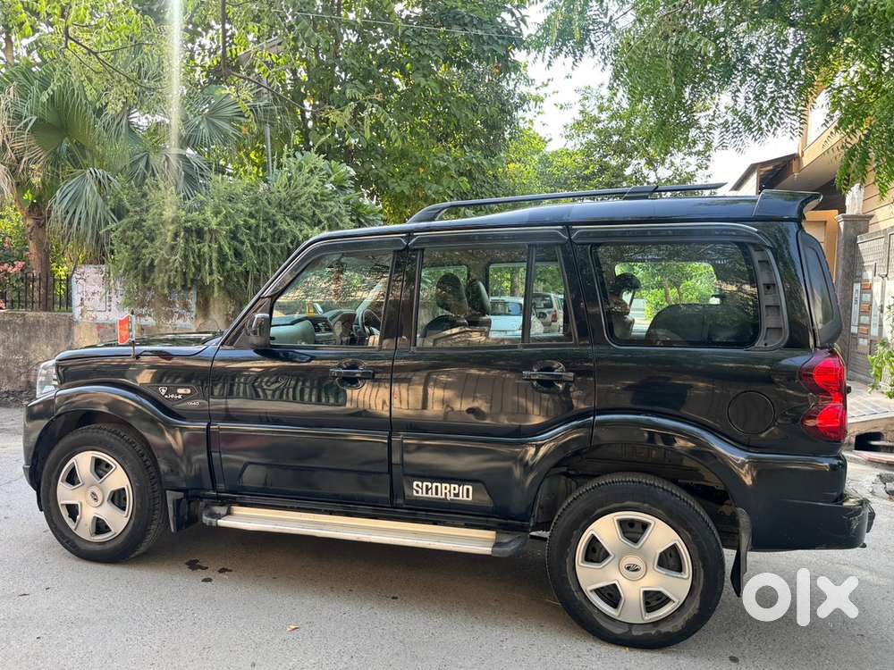 Mahindra Scorpio Classic Diesel Manual 2021