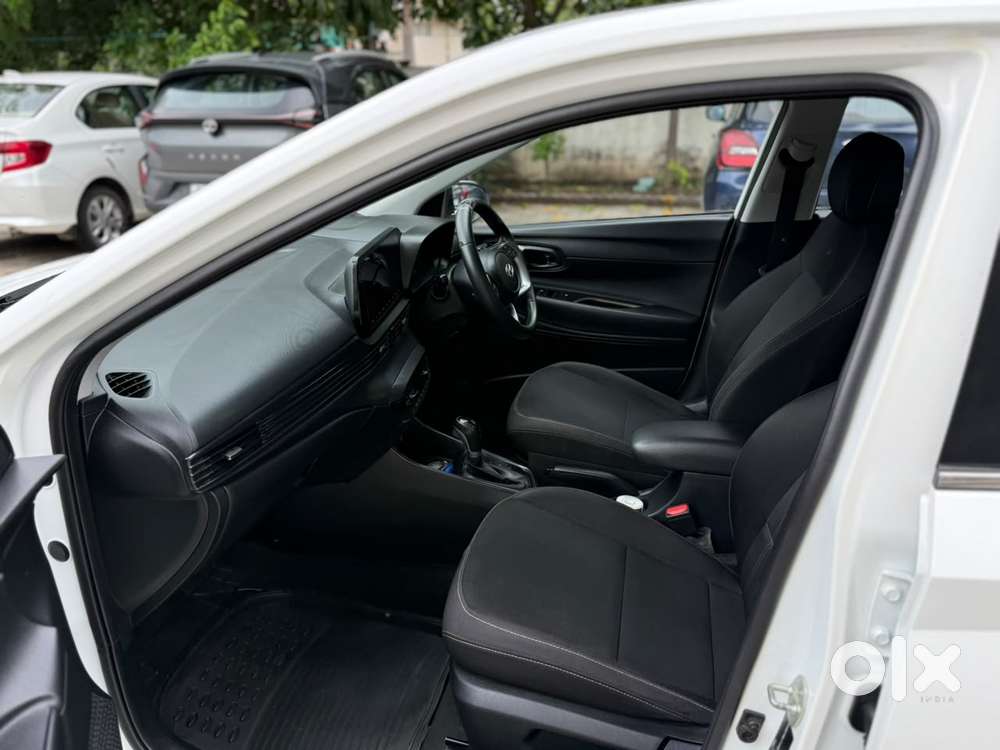 Hyundai New I20 1.2 Asta (o) Ivt, 2023, Lpg