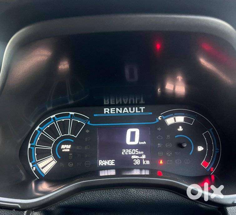 Renault Triber Rxl, 2022, Petrol