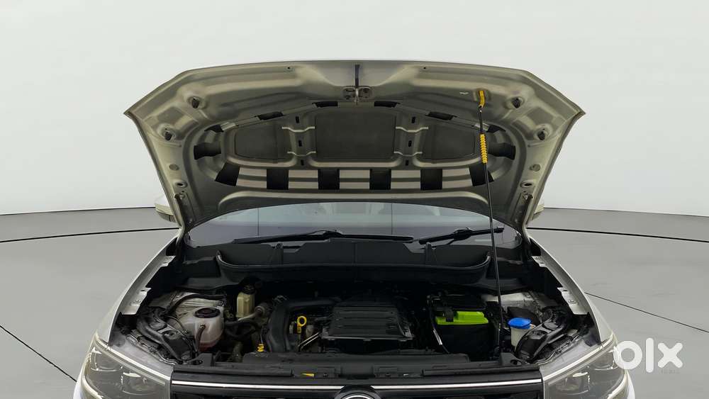 Volkswagen Taigun 1.0 Tsi Topline At, 2022, Petrol