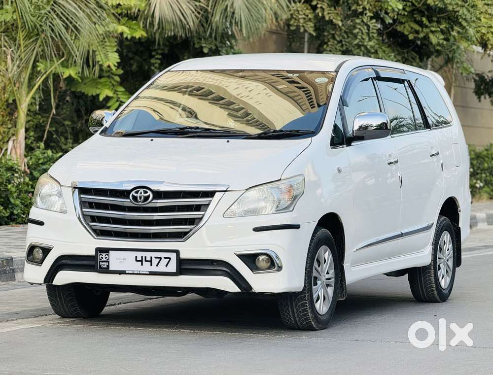 Toyota Innova 2.5 G (diesel) 8 Seater, 2015, Diesel