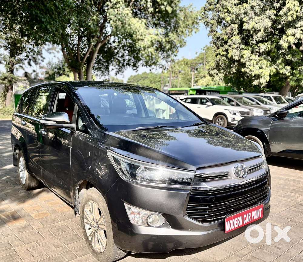 Toyota Innova Crysta 2.8 Zx At, 2016, Diesel