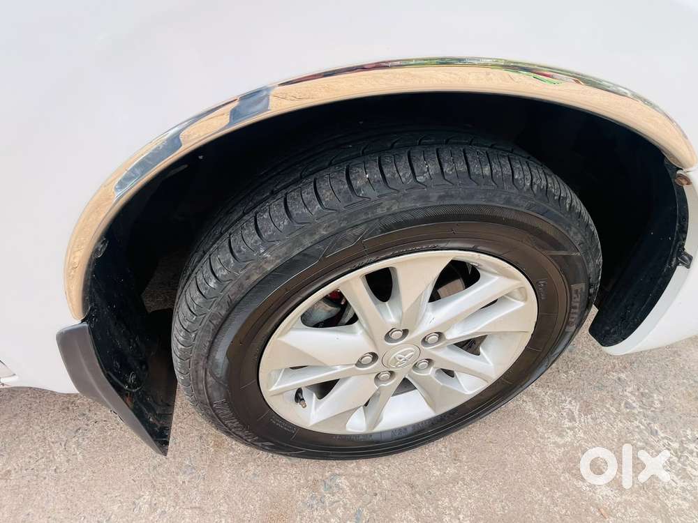 Toyota Innova Crysta [2020-ongoing] 2.4 Gx 7 Str, 2023, Diesel