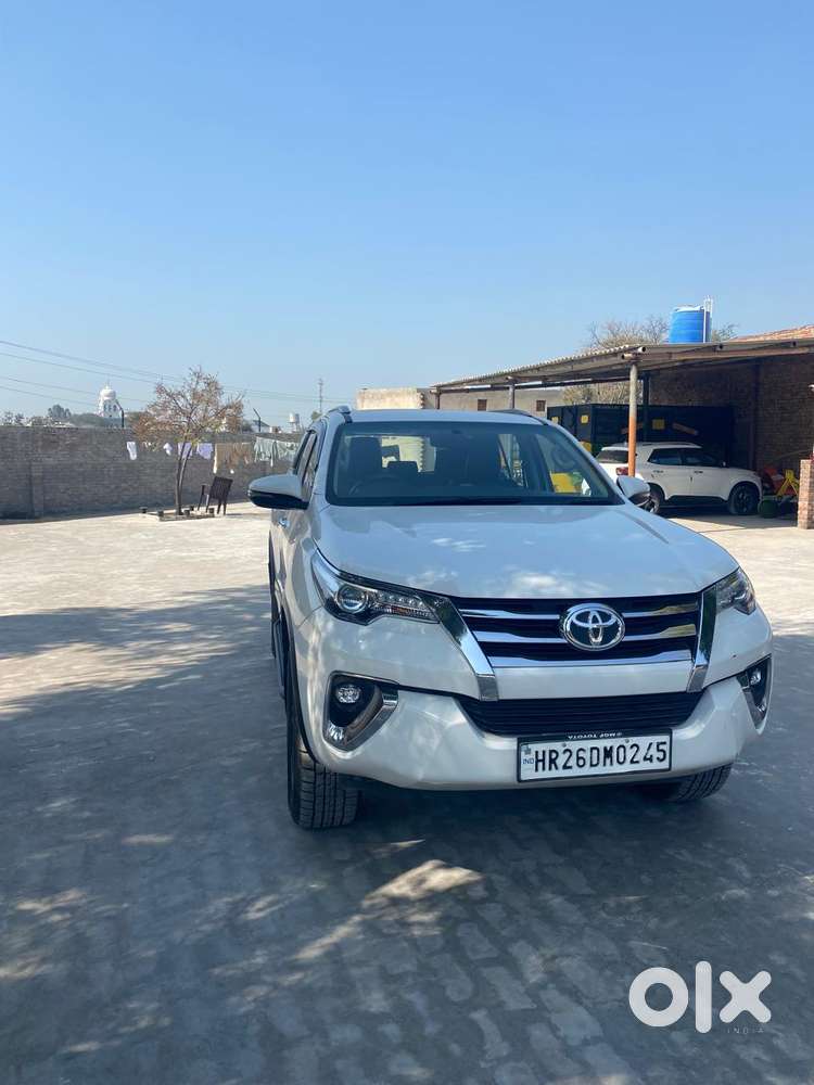 Toyota Fortuner 3.0 4x2 Automatic, 2018, Diesel