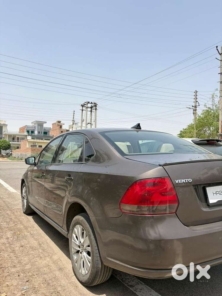 Volkswagen Diesel Automatic 2016 Car