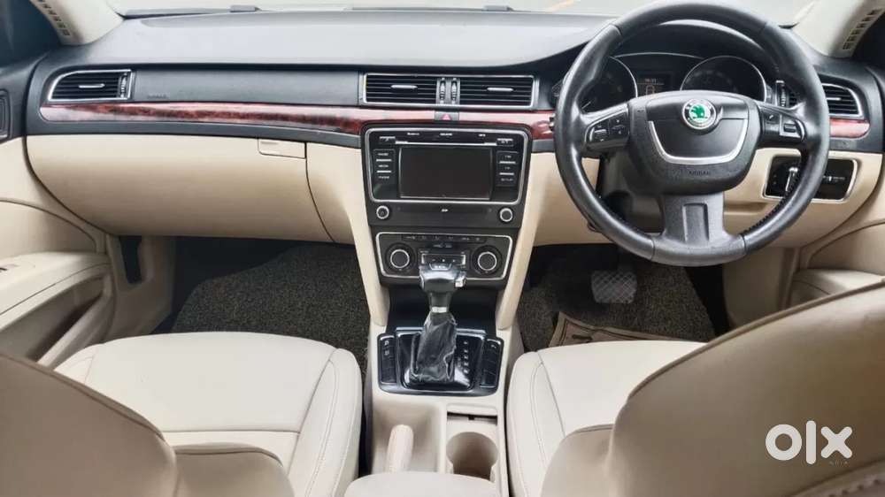 Skoda Superb, 2013, Petrol