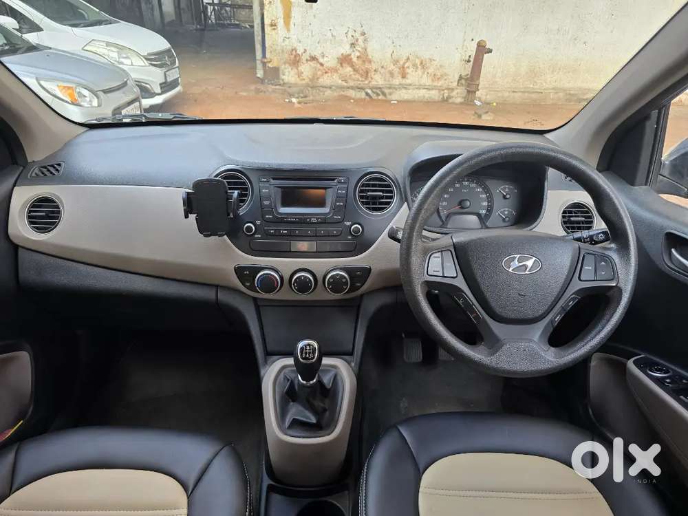 Hyundai Xcent 2015 Petrol In Brand New Condition