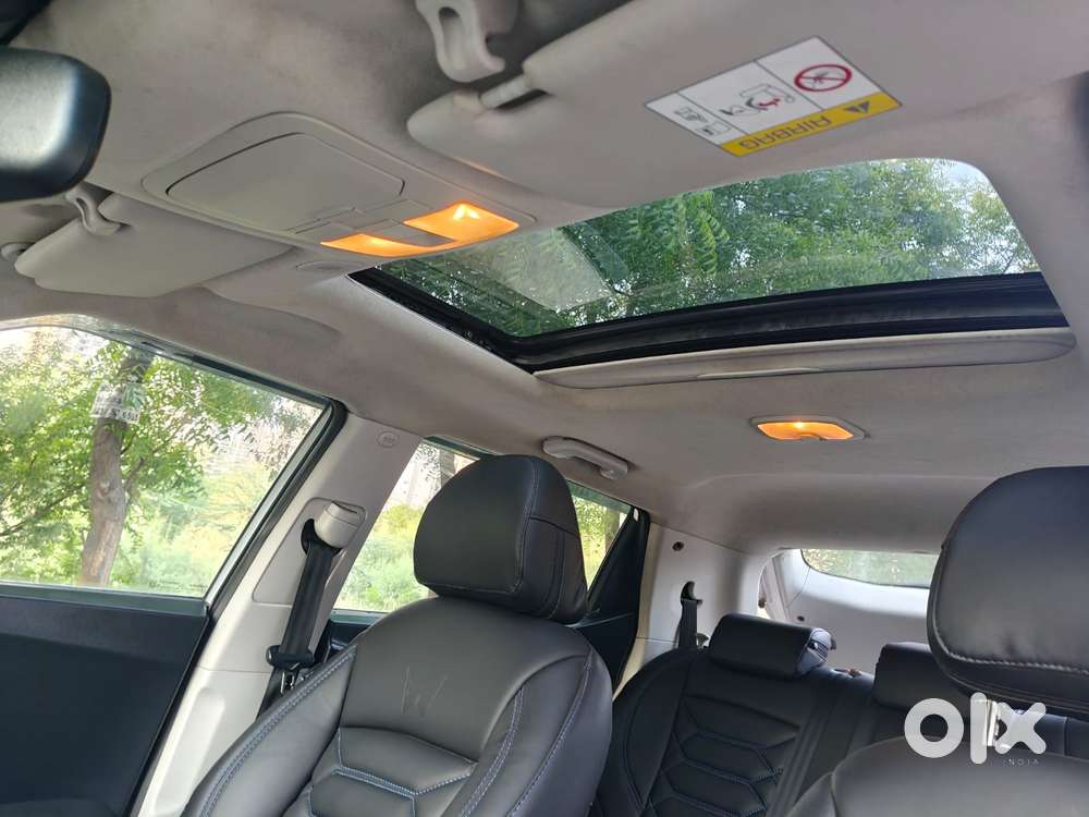 Mahindra Xuv300 W8 Option, 2019, Petrol