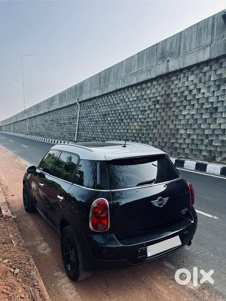 Mini Cooper Countryman  Neat And Clean 2 Liter Diesel