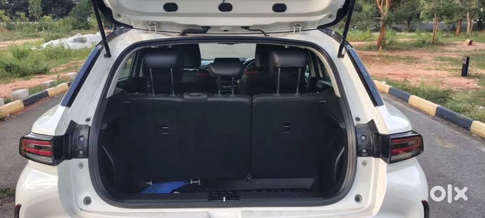 Toyota Urban Cruiser Taisor V 1.0 Petrol At Dual Tone, 2024, Petrol