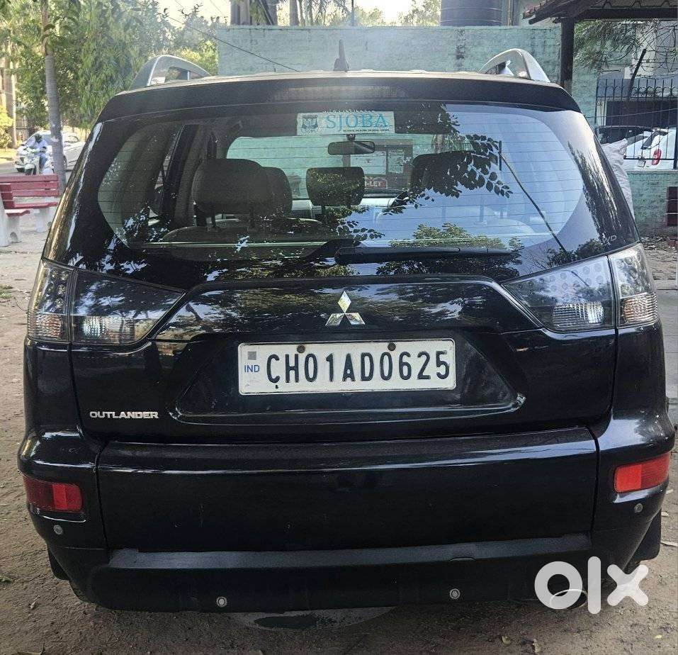 Mitsubishi Outlander 2.4 Cvt, 2010, Petrol