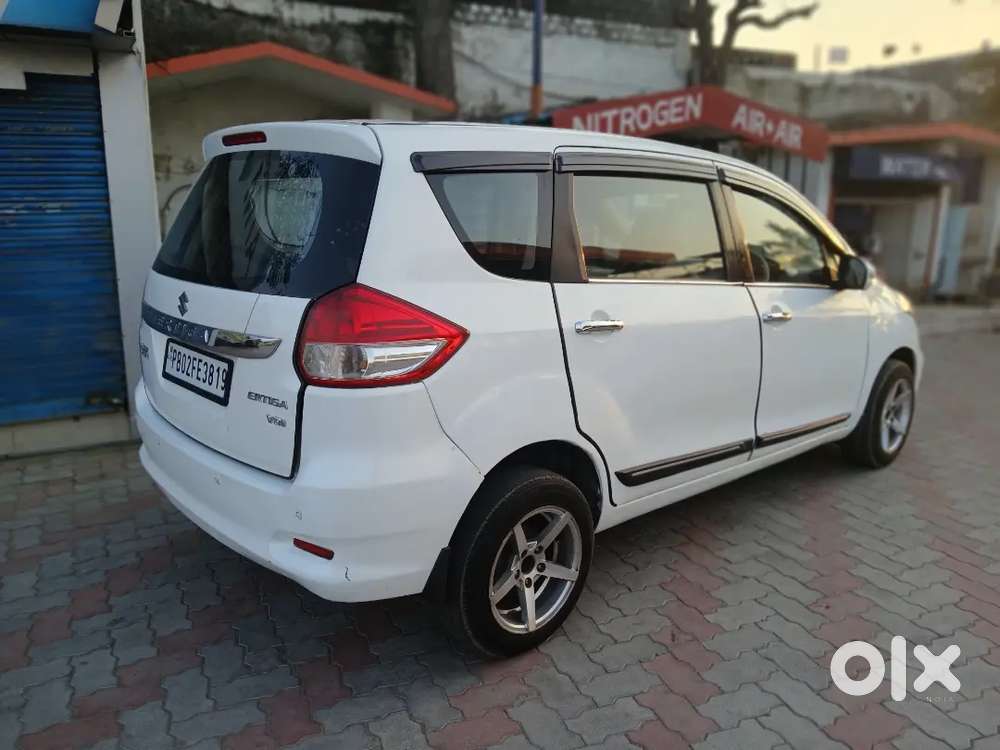 Maruti Suzuki Ertiga 2017 Diesel 90000 Km Driven
