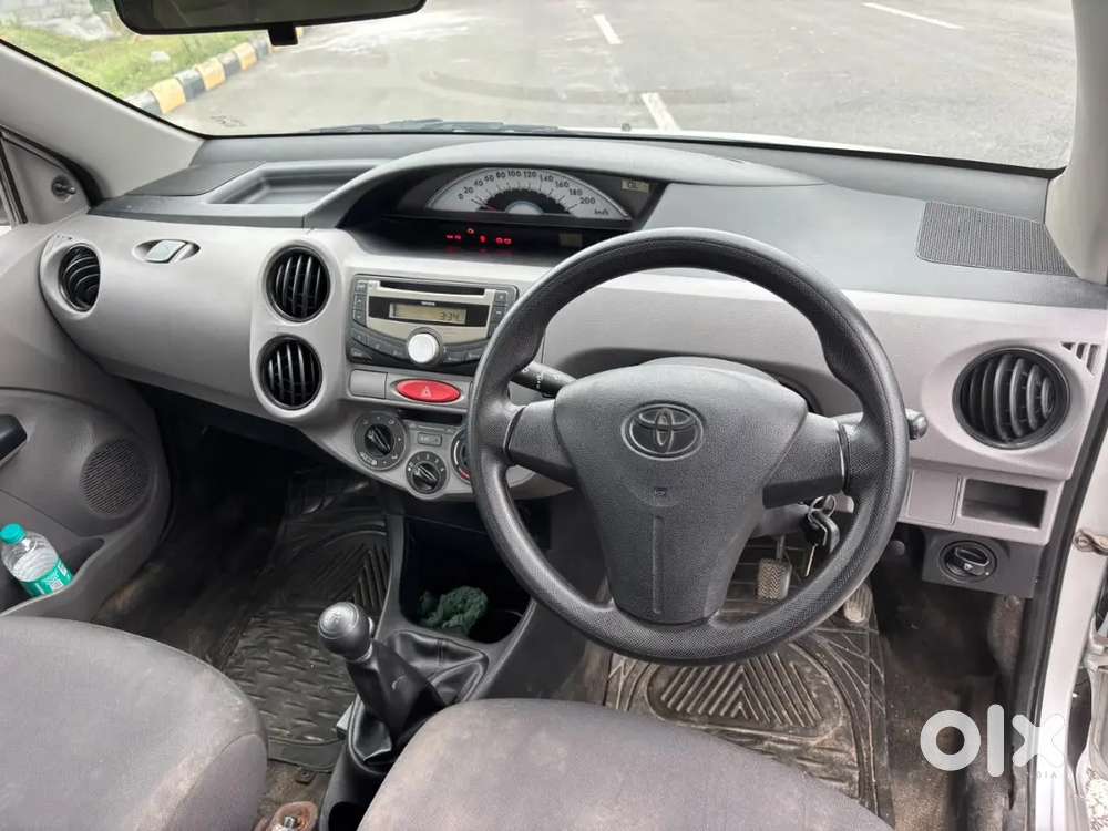 Toyota Etios Liva 2012 Variant