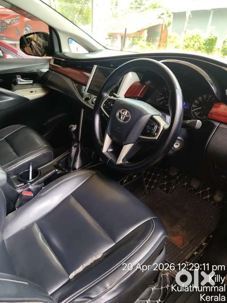 Toyota Innova Crysta 2017 Diesel 146000 Km Driven