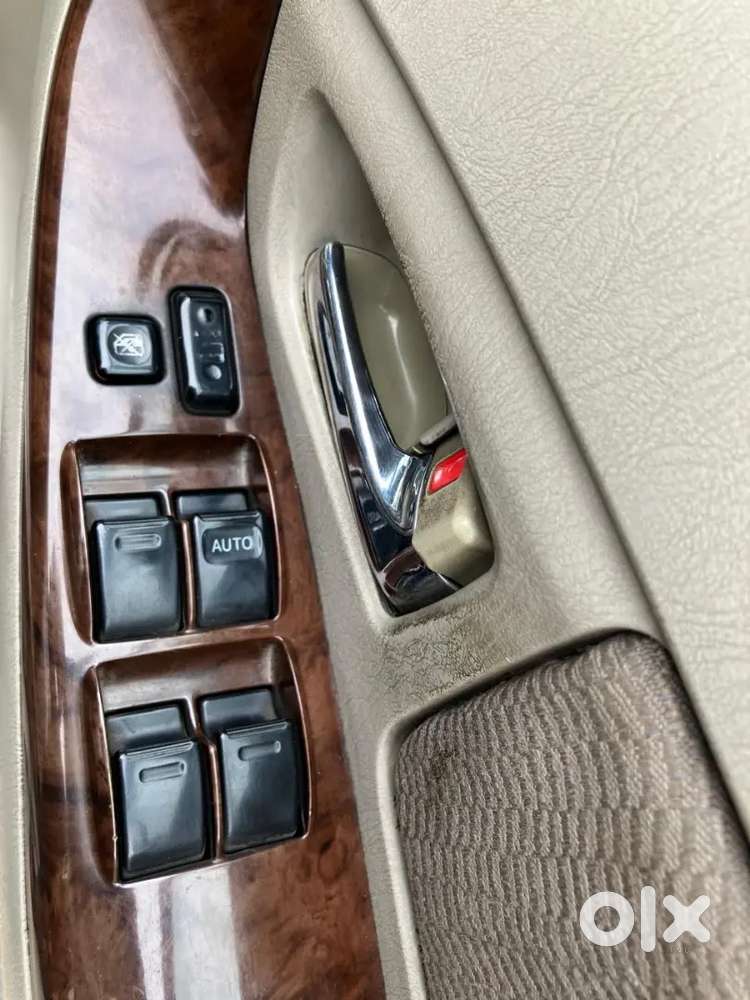 Toyota Innova 2.5 V 2012 , New Tyer
