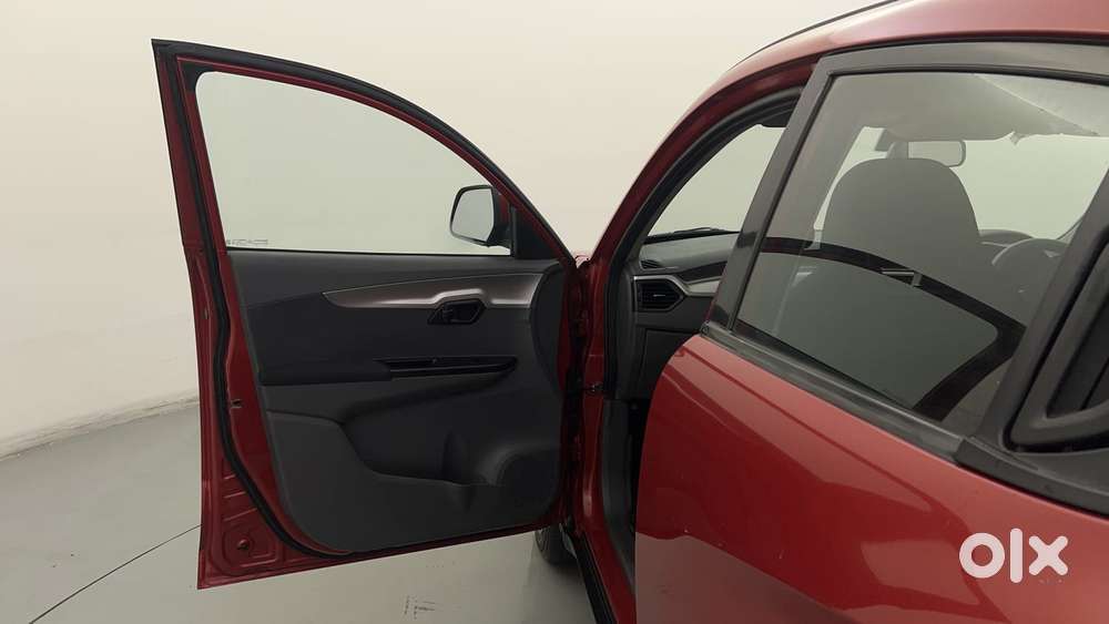 Mahindra Kuv100 Nxt 1.2 K6 Plus Petrol 6 Str, 2018, Petrol