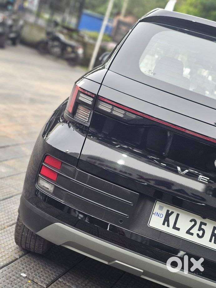 Hyundai Venue 1.2 S (o), 2024, Petrol