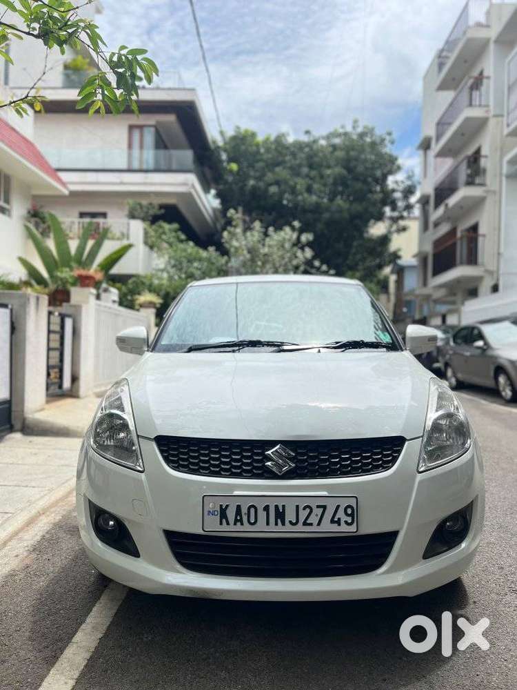 Maruti Suzuki Swift Vxi + Manual, 2014, Petrol