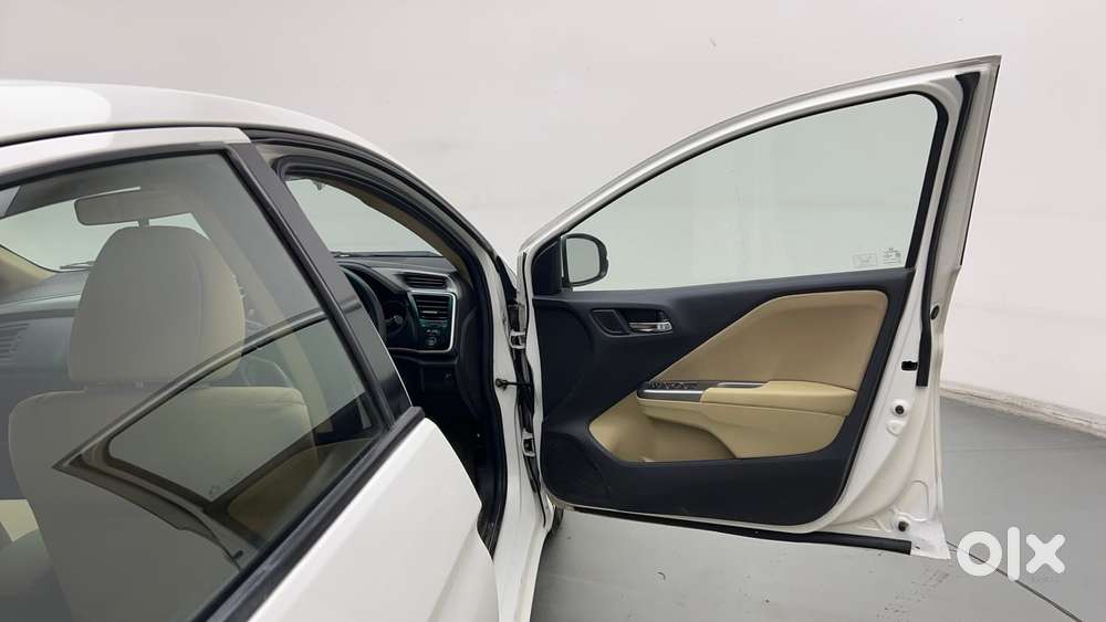 Honda City I-vtec S, 2015, Petrol