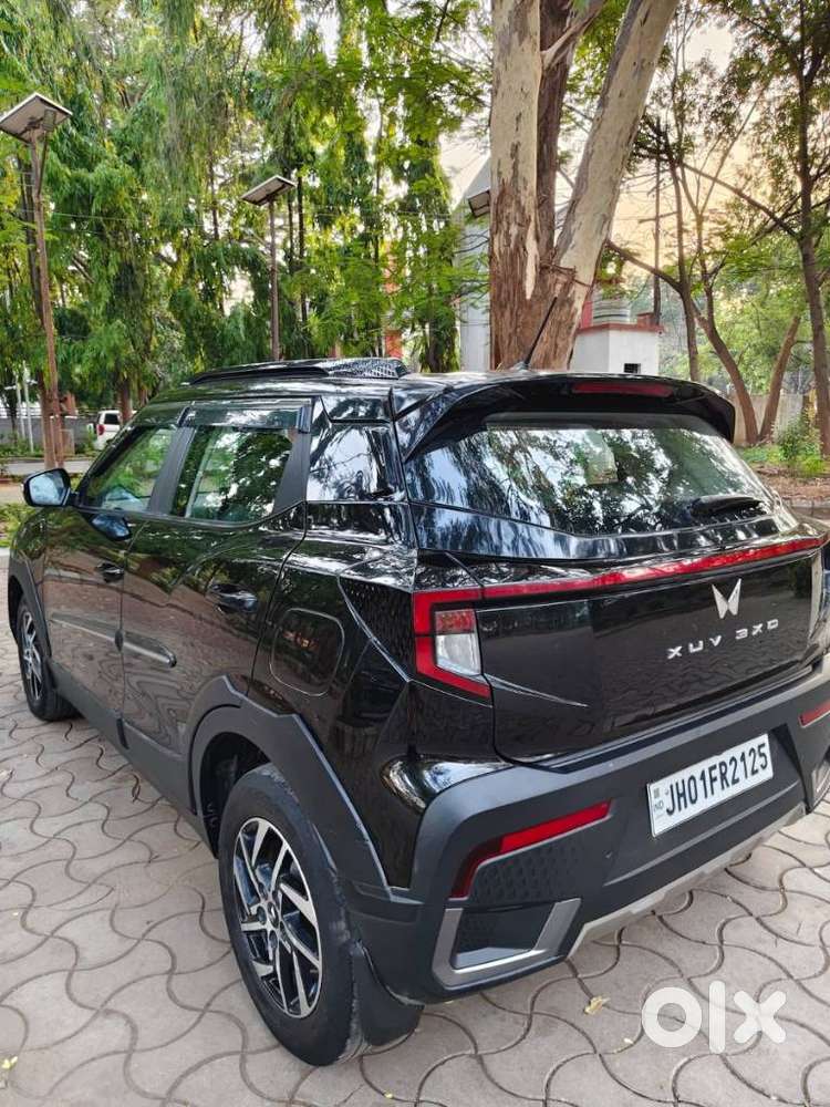 Mahindra Xuv 3xo Ax5 Ds Mt, 2024, Diesel