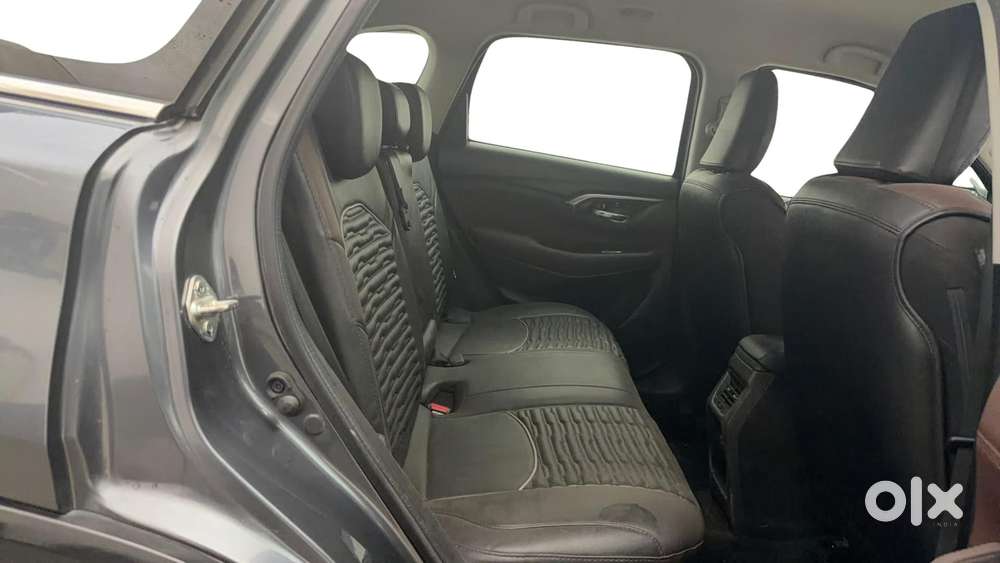 Maruti Suzuki Grand Vitara 1.5 Zeta Smart Hybrid At, 2022, Petrol