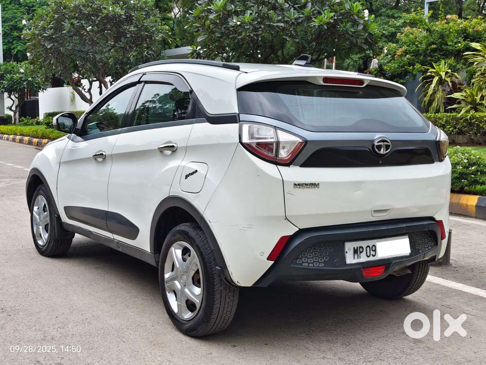 Tata Nexon 1.5 Revotorq Xz, 2018, Diesel