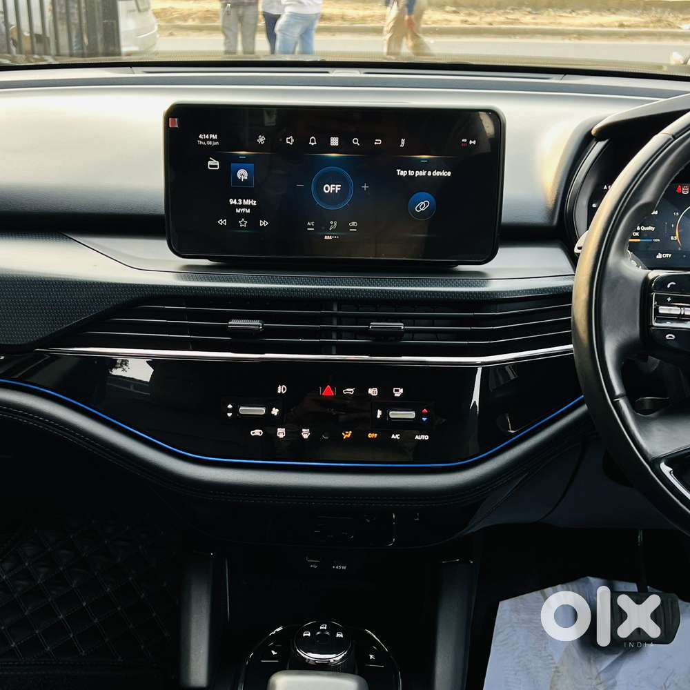 Tata Safari Pure Plus S Dark Edition, 2024, Diesel