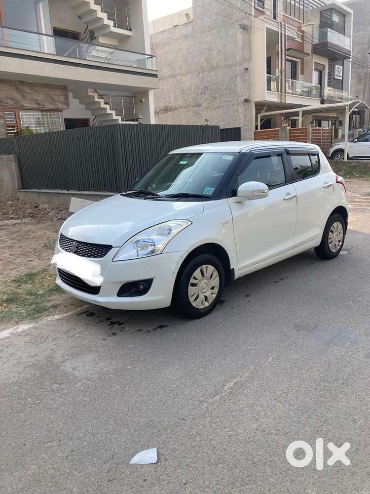 Maruti Suzuki Swift Petrol 2013