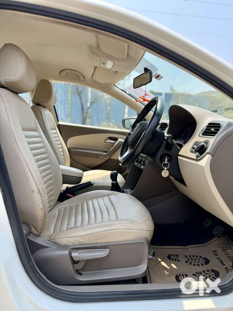 Skoda Rapid 1.5 Tdi Ambition Plus, 2015, Diesel