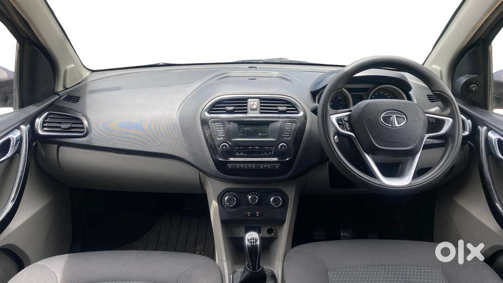Tata Tiago 1.2 Revotron Xz, 2017, Petrol