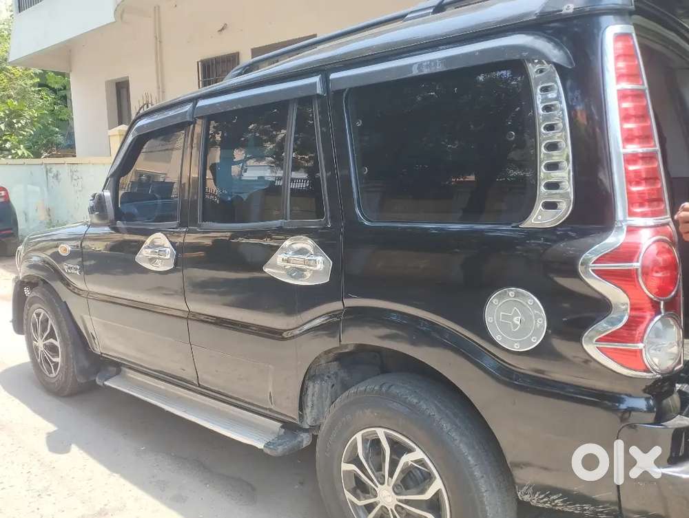 Mahindra Scorpio 2011