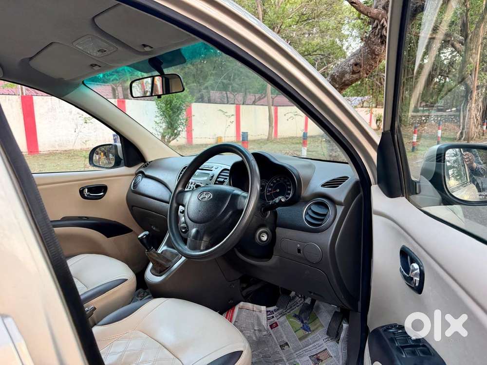 Hyundai I10 Sportz, 2012, Petrol