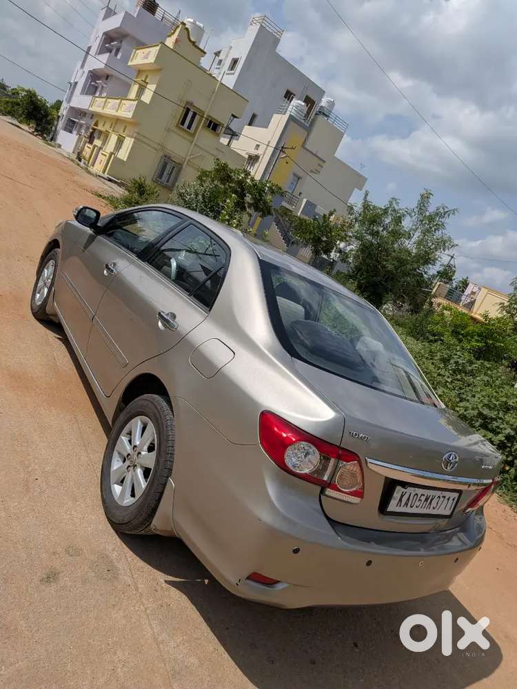 Toyota Corolla Altis 2011 Limited Edition
