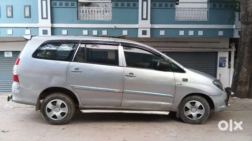 Toyota Innova 2005 Diesel Well Maintained