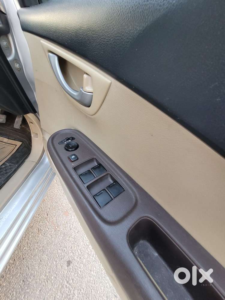 Honda Brio Vx (o) At, 2012, Petrol