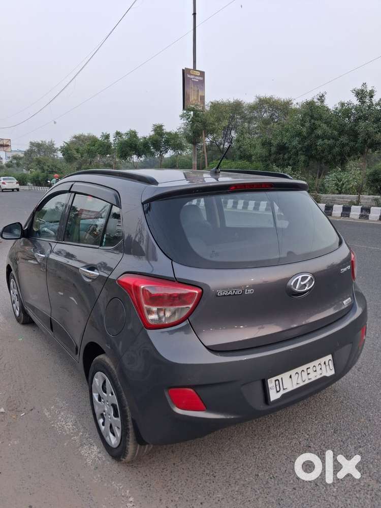 Hyundai Grand I10 Sportz Petrol Automatic 2014