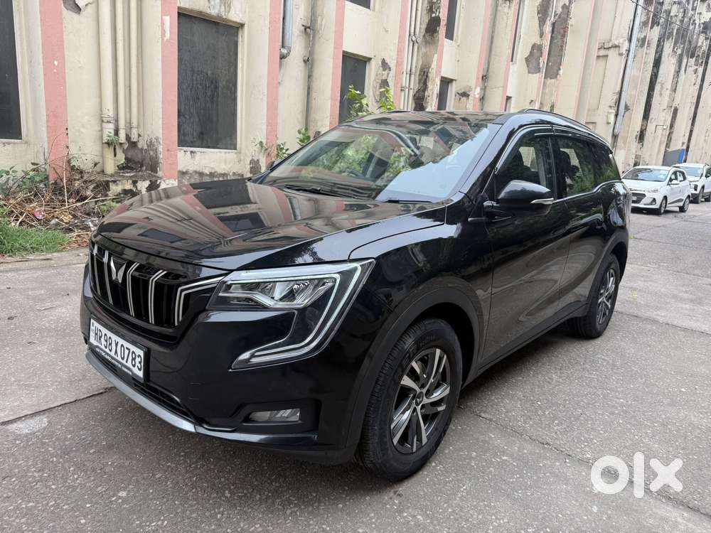 Mahindra Xuv700 2.0 Ax 5 Petrol At Str, 2025, Petrol