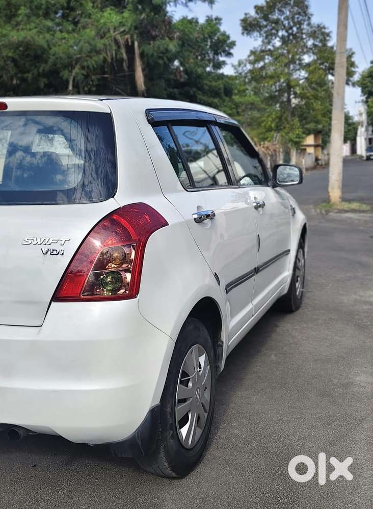 Maruti Suzuki Swift Vdi Bsiv W Abs, 2011, Diesel