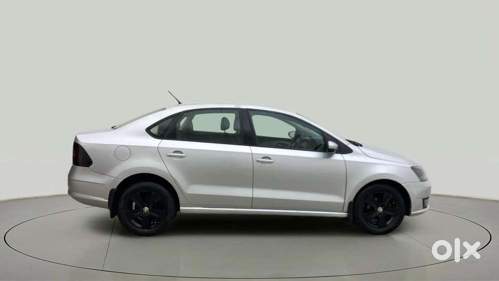 Skoda Rapid 1.0 Ambition Tsi At, 2021, Petrol