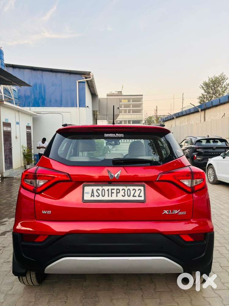 Mahindra Xuv300 W8 Option, 2023, Petrol