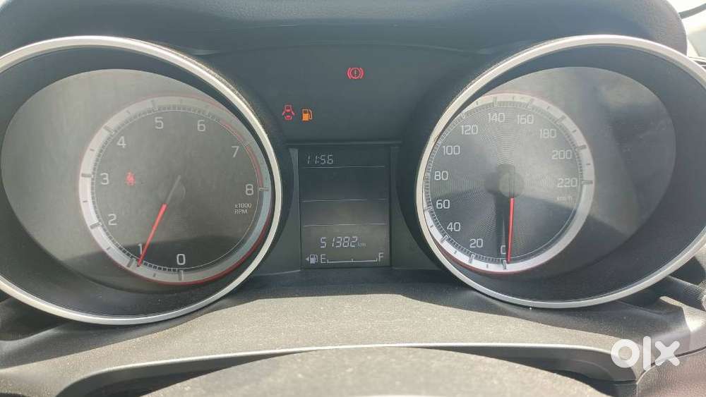 Maruti Suzuki Swift Vvt Vxi, 2021, Petrol