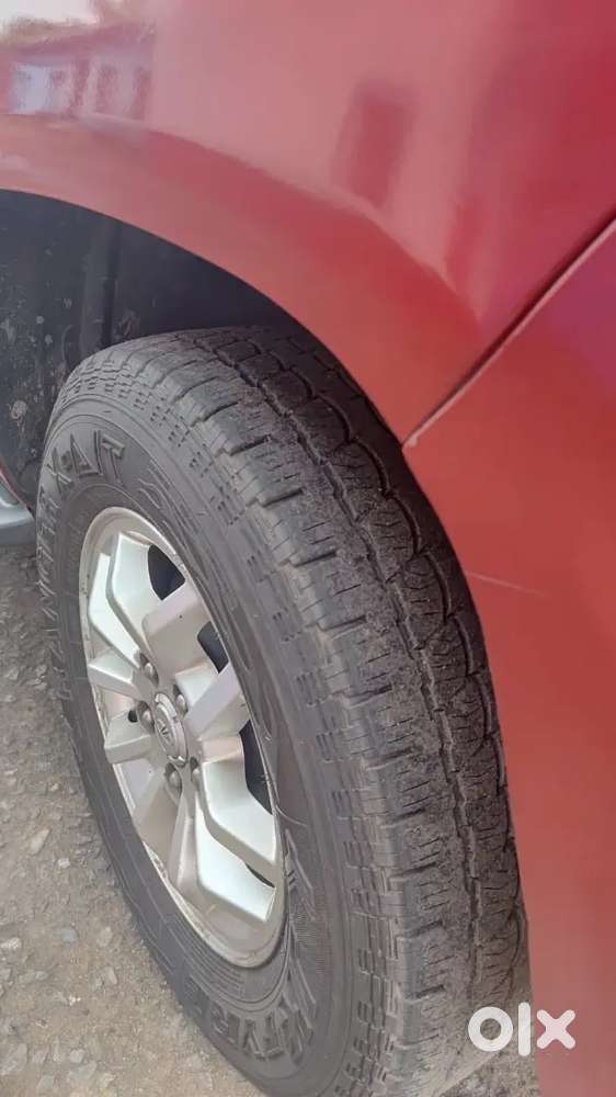 Mahindra Tuv 300 2016 Diesel Well Maintained