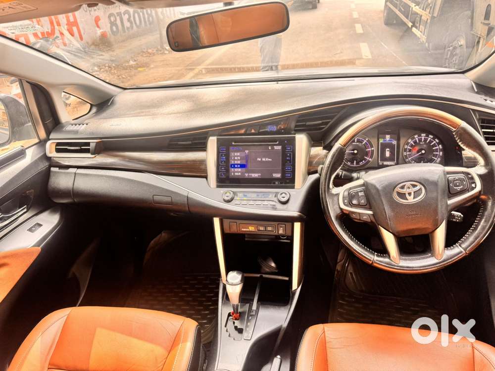Toyota Innova Crysta 2.8 Zx At, 2017, Diesel
