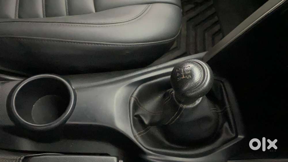 Toyota Innova Crysta 2.7 Gx Mt 8s, 2018, Petrol