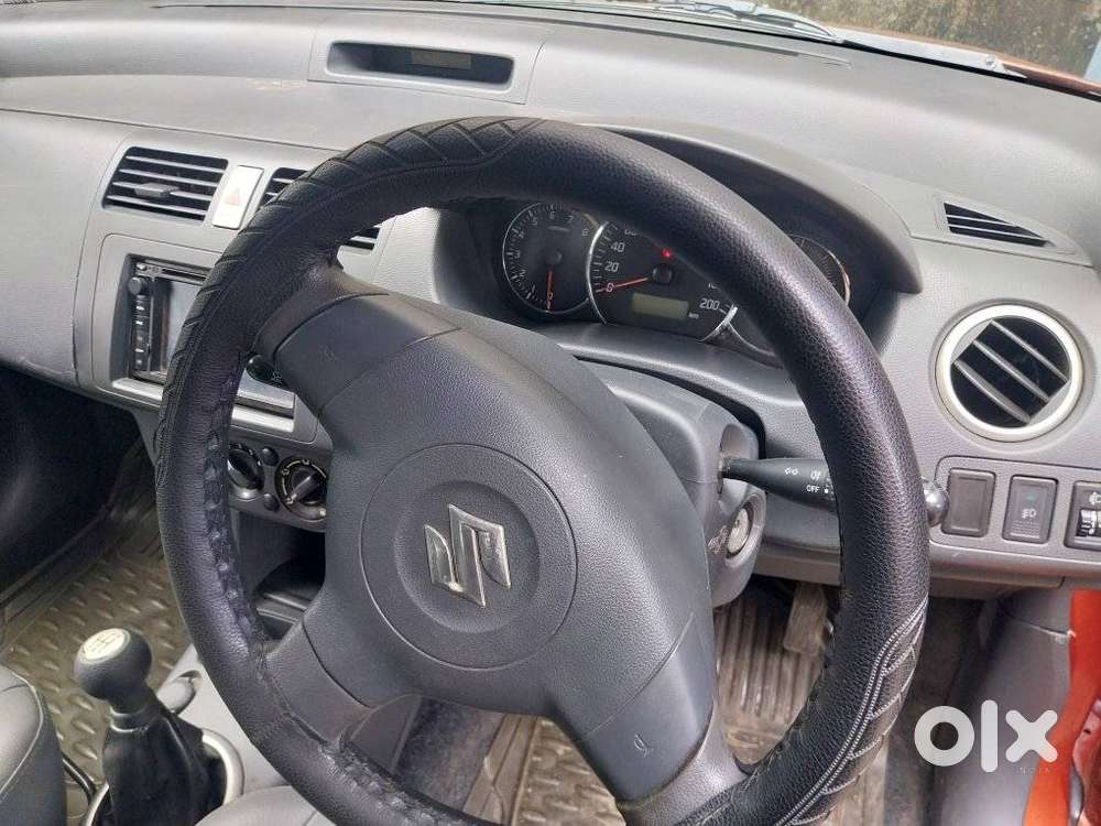 Maruti Suzuki Swift Vxi 1.2 Abs Bs-iv, 2010, Petrol