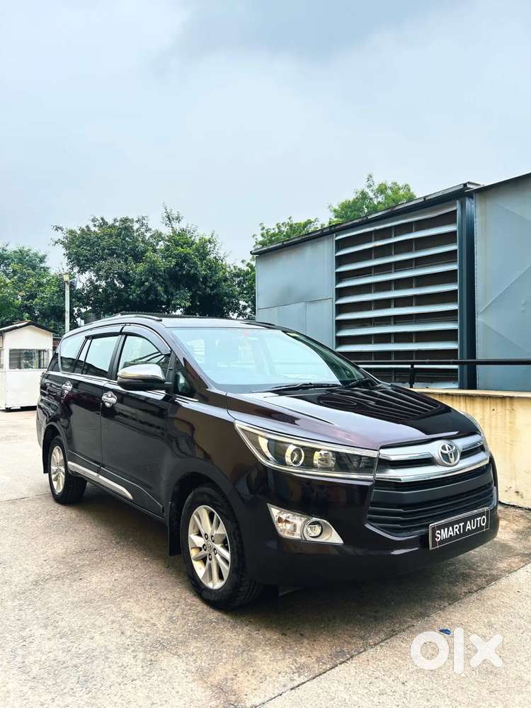 Toyota Innova Crysta [2020-ongoing] 2.4 Vx 8 Str, 2020, Diesel
